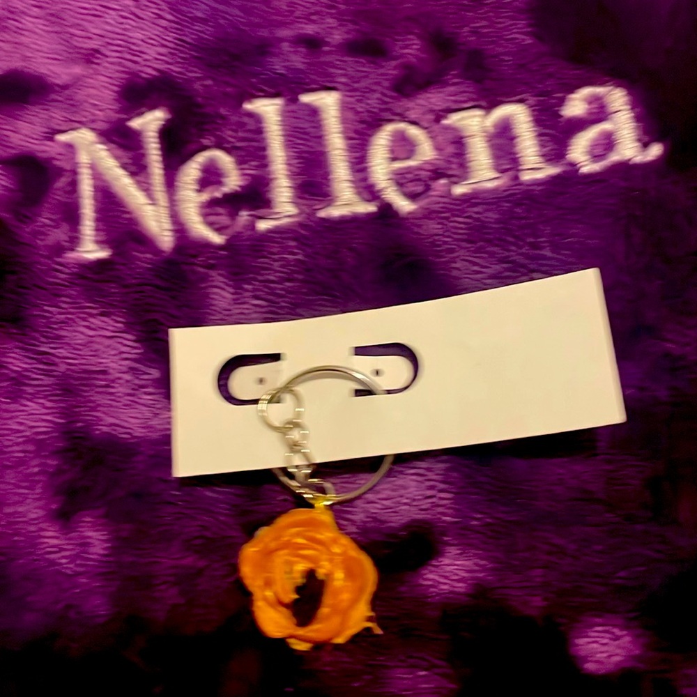 🧡NWT🧡--Handcrafted keychain